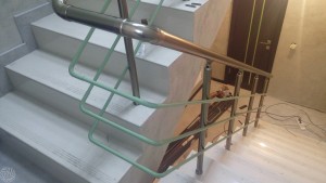 Поручні для сходів з алюмінію з круглим профілем ексклюзивний колір з прутиками